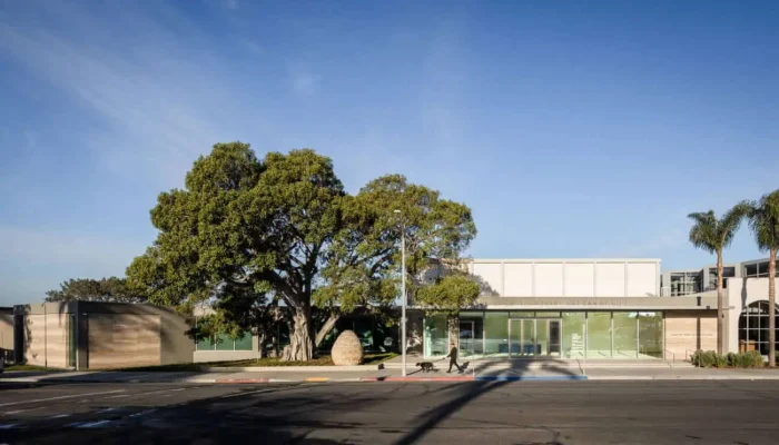 MCASD_Selldorf_Nicholas-Venezia_02-1300x747